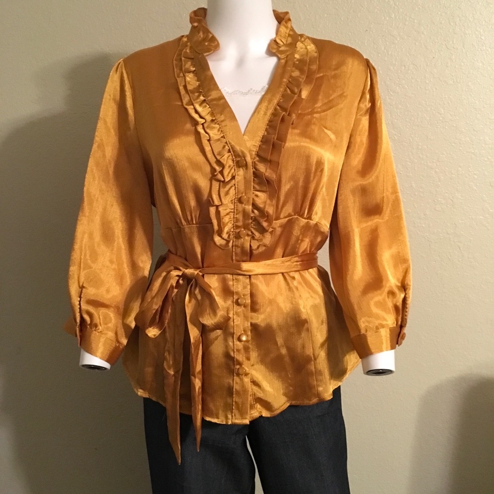 EUC AGB button down top